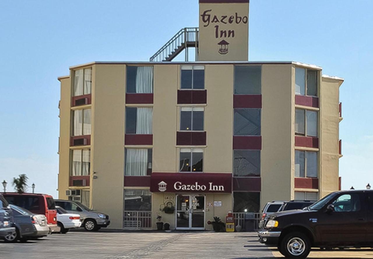 Gazebo Inn Oceanfront Миртъл Бийч Екстериор снимка