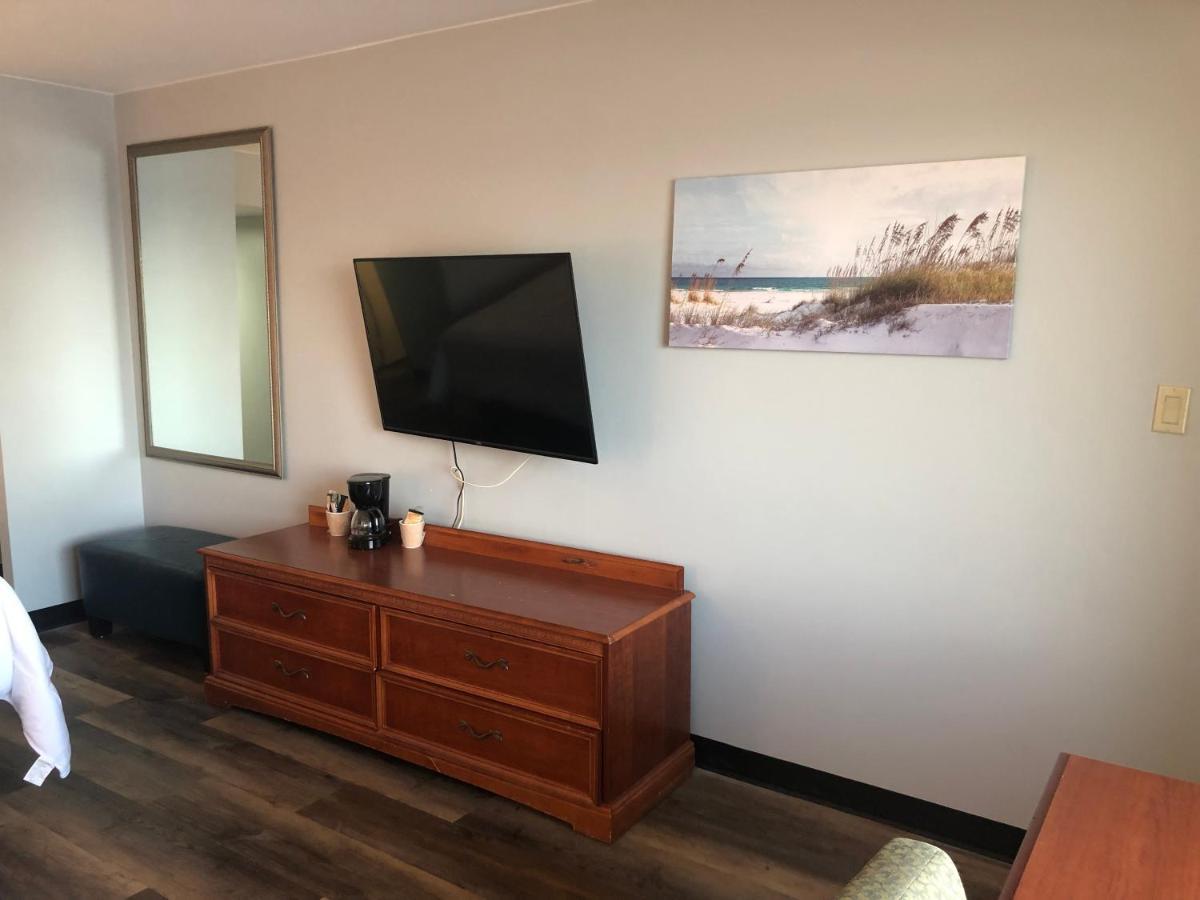 Gazebo Inn Oceanfront Миртъл Бийч Екстериор снимка